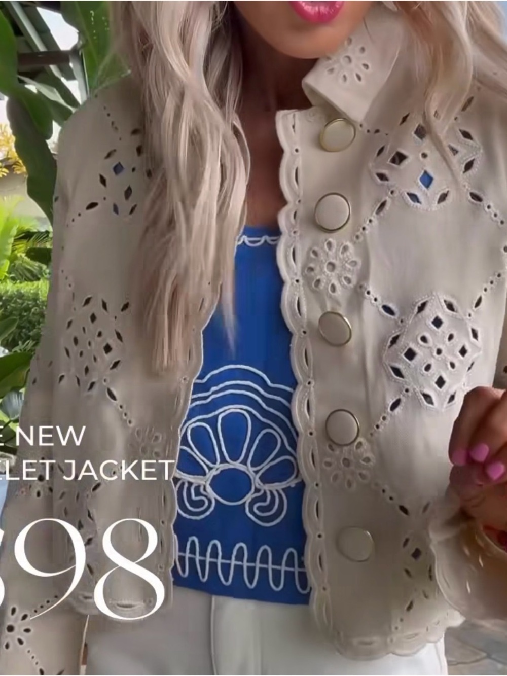 Fabulous eyelet ivory denim jacket from Avara- brand La Lavon NWT